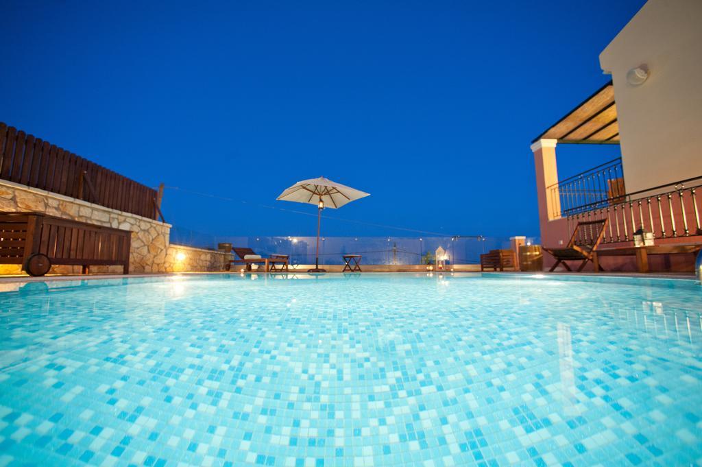 Villa Artemis Barbati Esterno foto