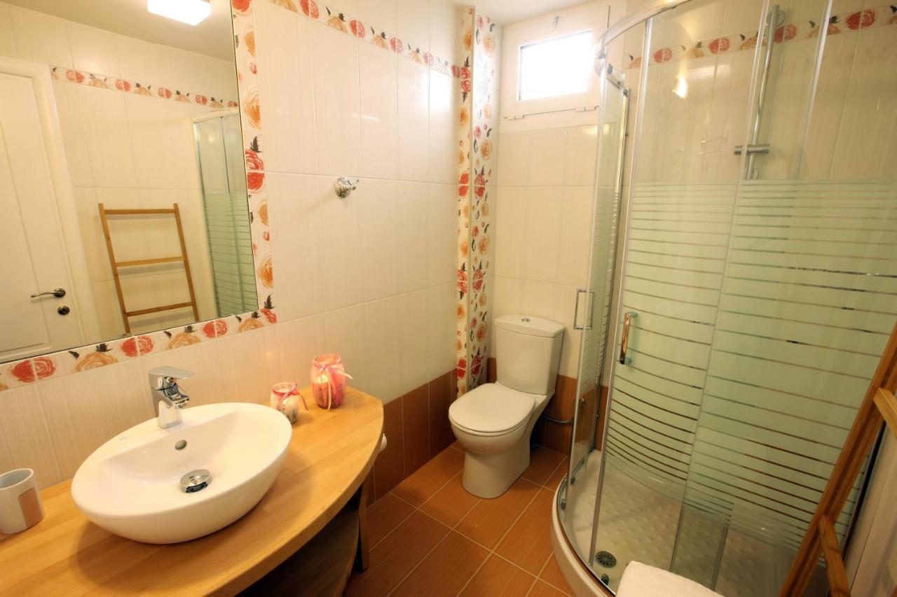 Villa Artemis Barbati Esterno foto