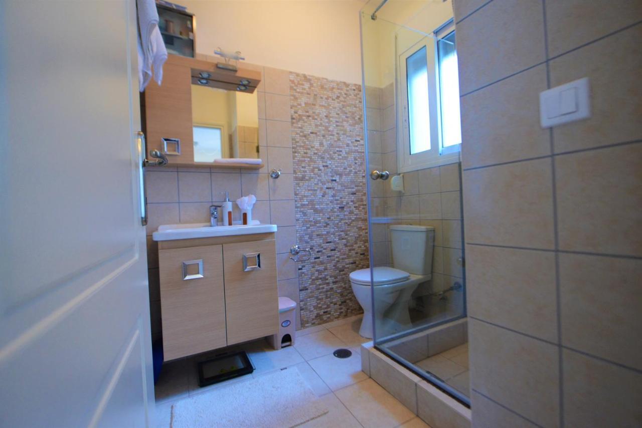 Villa Artemis Barbati Esterno foto